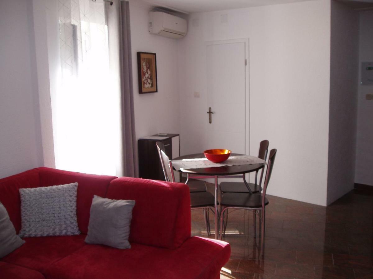 Apartment Oaza روفينج المظهر الخارجي الصورة